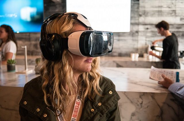 Digital Virtual Reality Shopping: Is it the Future?