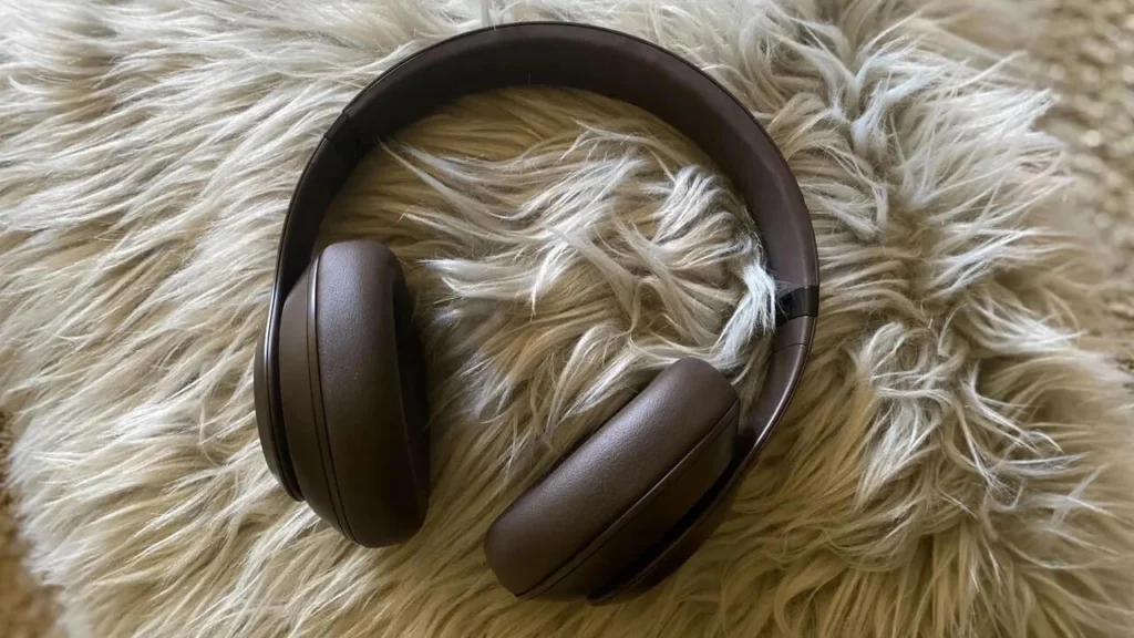 How to Connect Beats Headphones How to Connect Beats Headphones